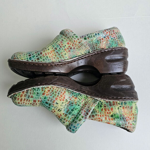 Rainbow Mosaic Clogs Born BOC Size 8 Leather Watercolor Multi Snake Print Floral - Picture 13 of 13